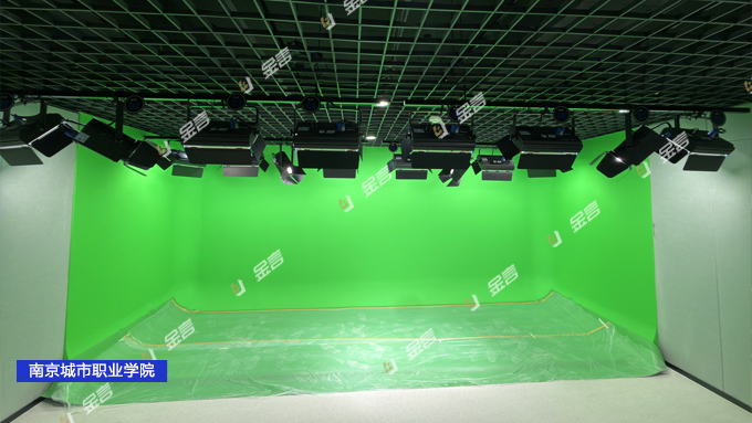 南京职业学院1.jpg